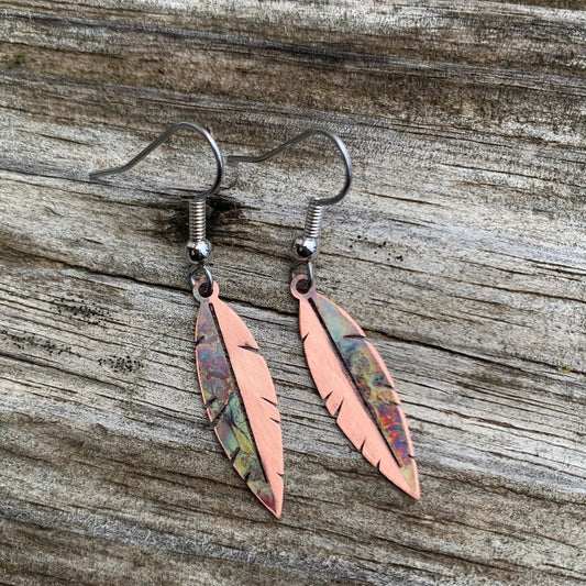 Small two-tone feather earrings
